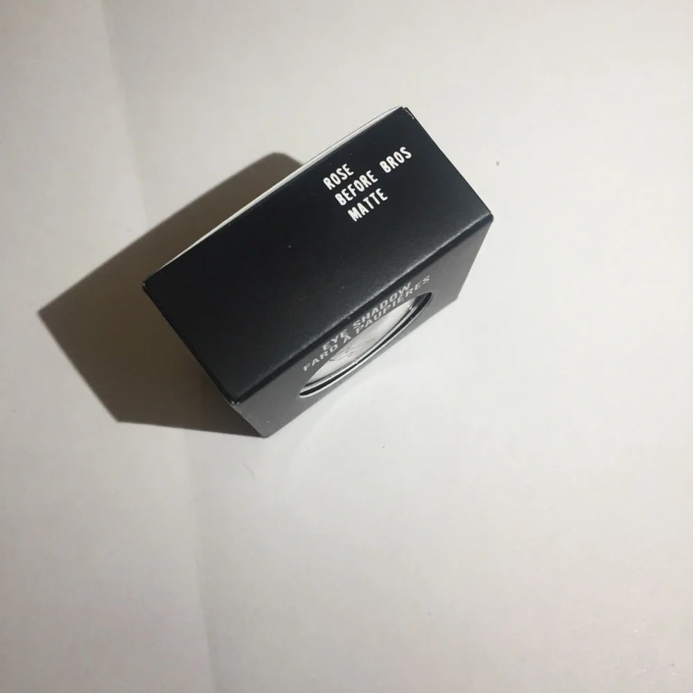 Mac eyeshadow